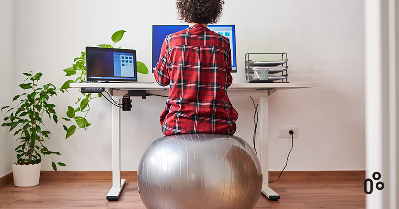 Improve Your Posture With An Ergonomic Workstation